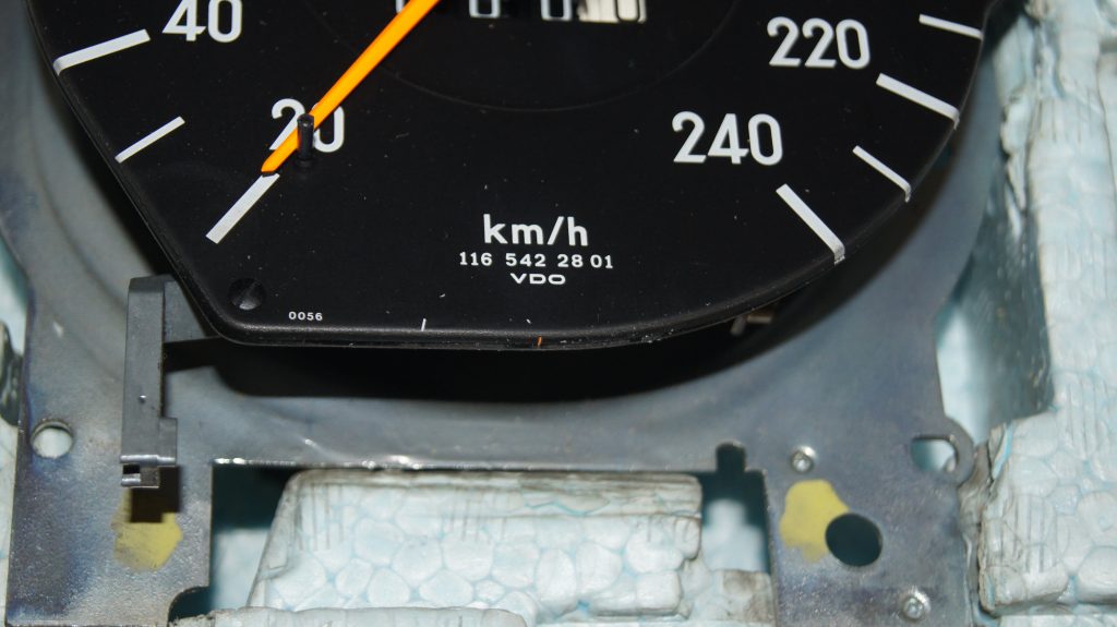 W116 W107 240 Km/h Speedometer A0085428506 NEW NOS - mercedespartz