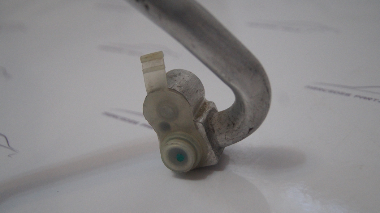 M111 W170 Suction Line A1112303956 c M111 W170 Suction Line A1112303956 c