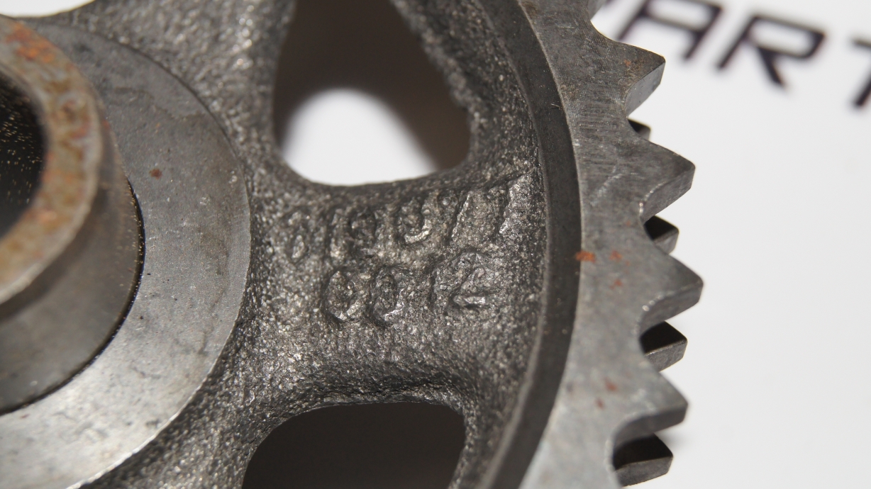 Camshaft Chain Guide Gear A1160500505 c Camshaft Chain Guide Gear A1160500505 c