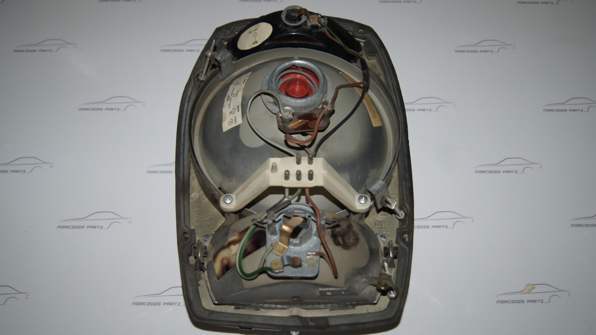 W114 W115 Headlight – Image 5