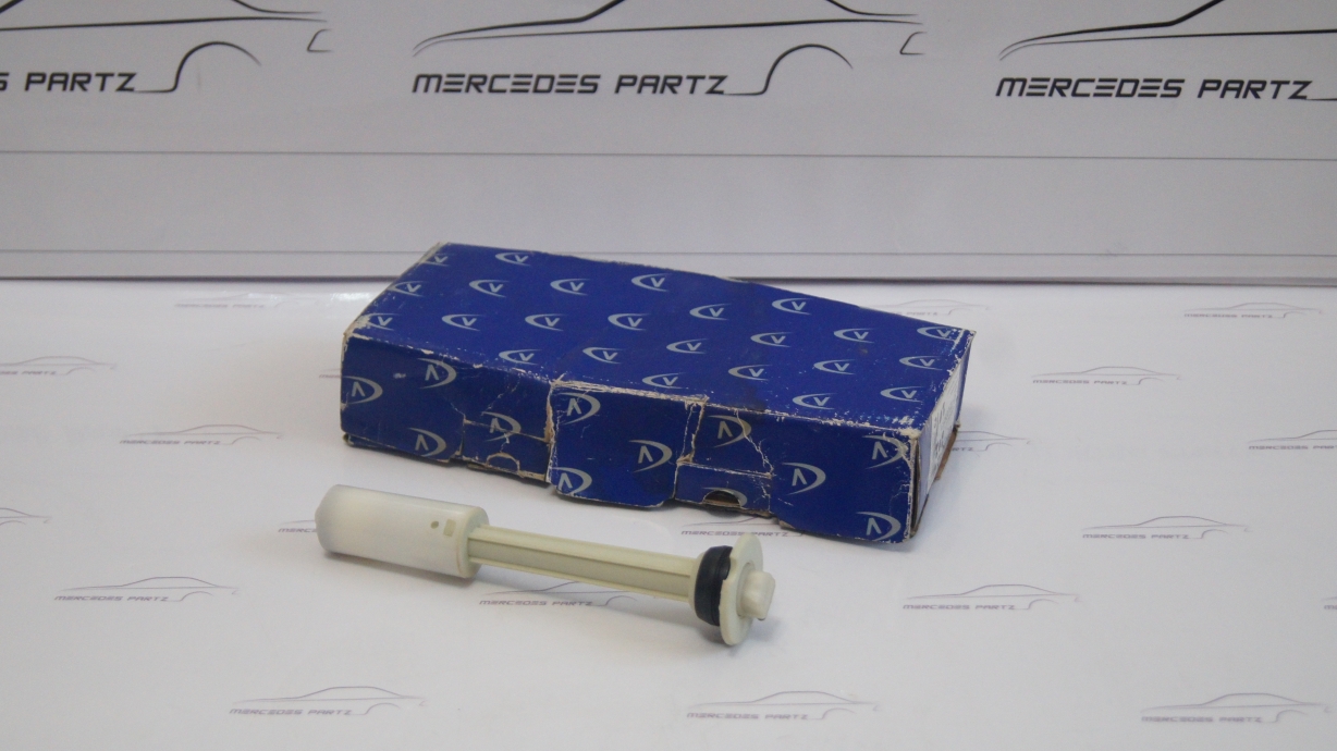 A1405400017 Windshield washer water level sender unit c A1405400017 Windshield washer water level sender unit c