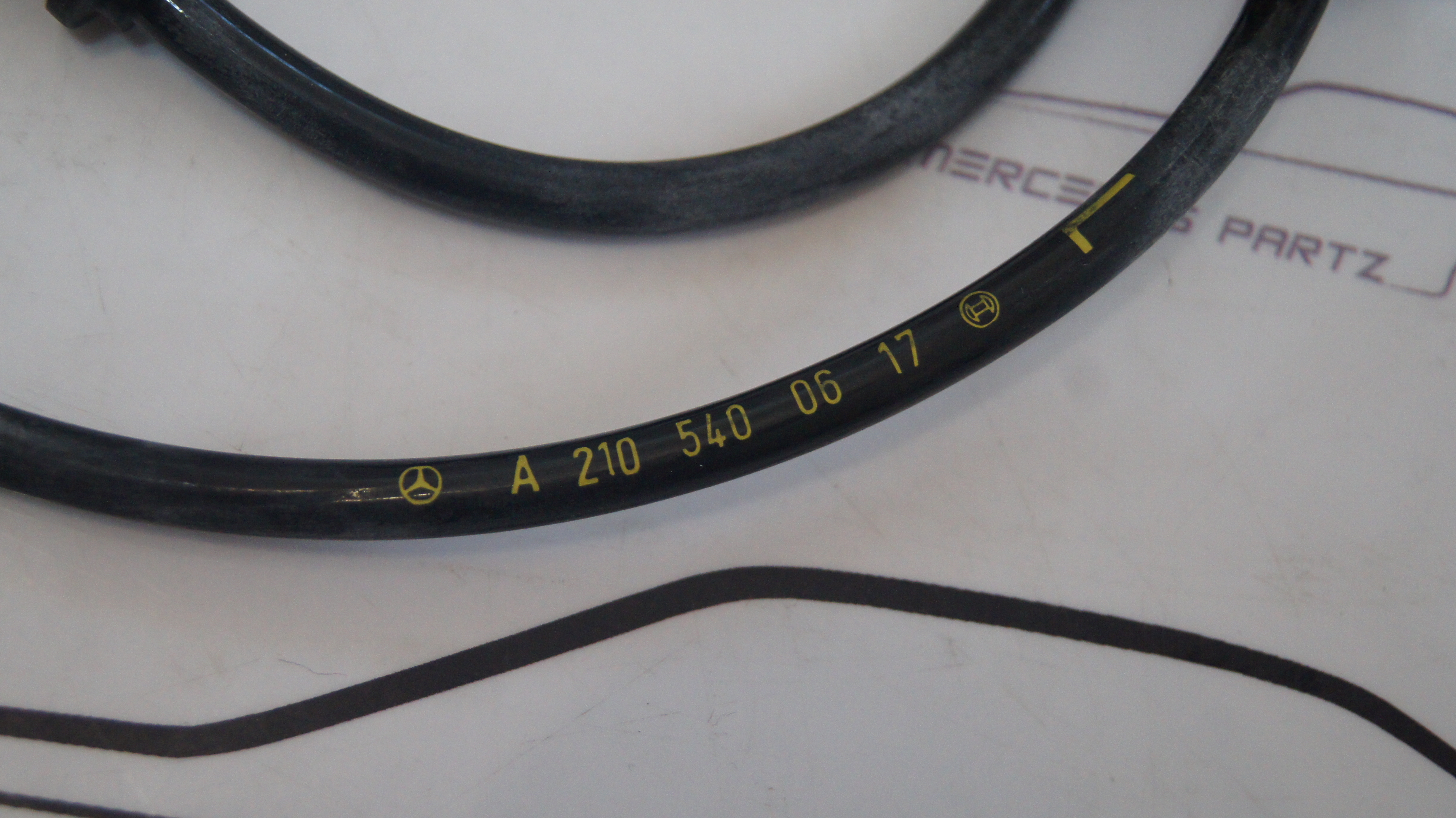 A2105400617 W210 ABS Speed Sensor Rear Left E A2105400617 W210 ABS Speed Sensor Rear Left E