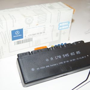 SLK 320 SLK 32 Engine Management Relay NEW NOS A1705450305 Model SLK 320 SLK 32 Engine Management Relay NEW NOS A1705450305 Model