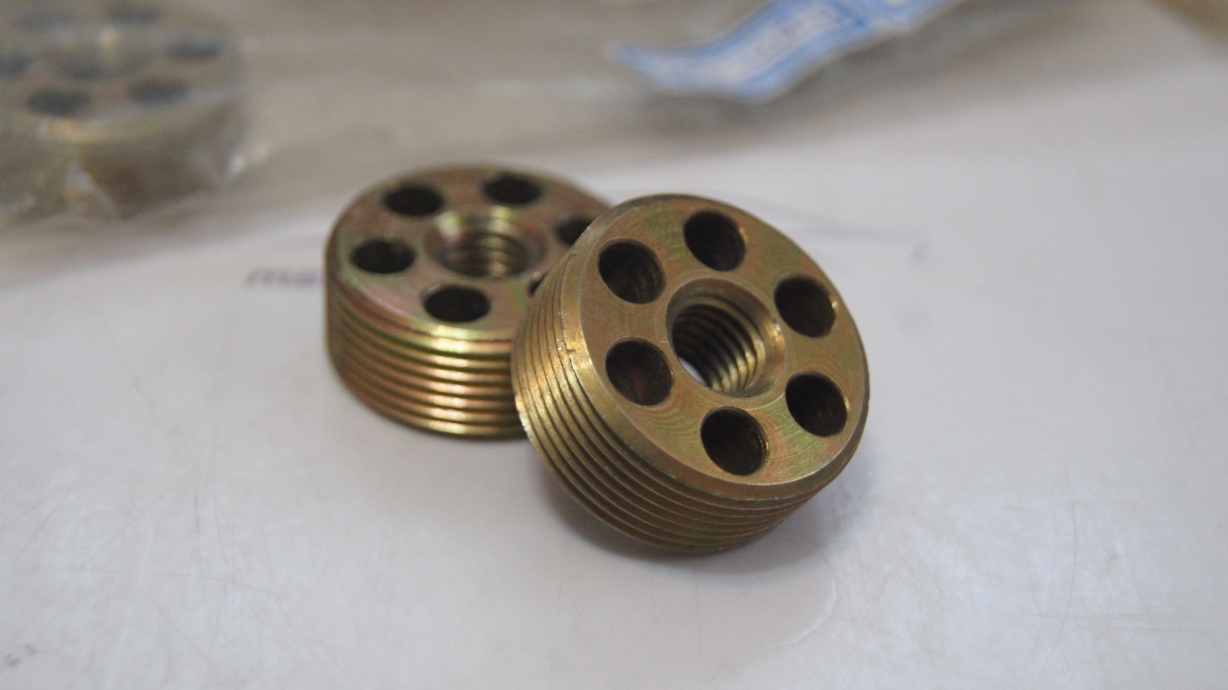 M110 Carburetor heating connector E M110 Carburetor heating connector E