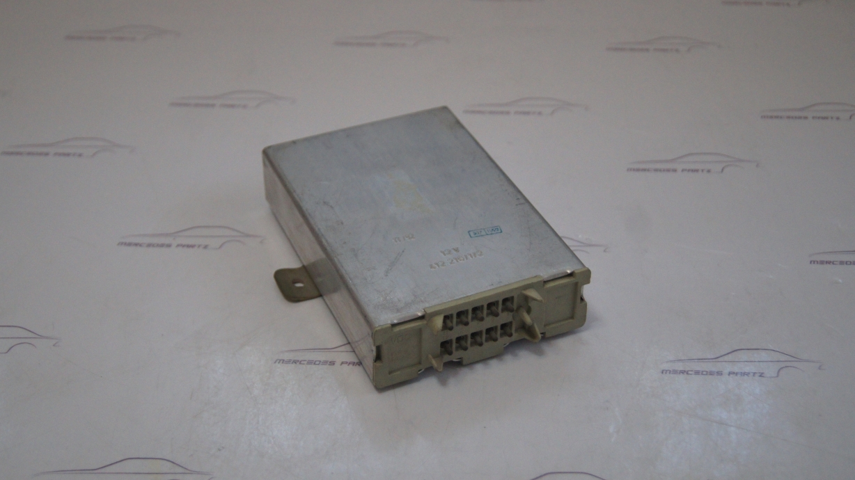 A0055451232 Cruise Control Tempomat Unit W123 ,W116 ,W107 NEW NOS E A0055451232 Cruise Control Tempomat Unit W123 ,W116 ,W107 NEW NOS E