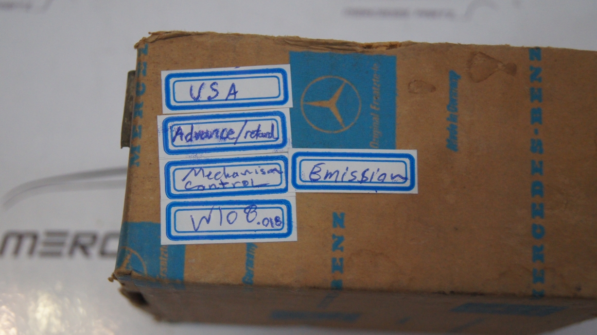 W108 280SE Advance / Retard Mechanism emission control Control Unit HeckFlosse-Fintail W108 280SE Advance / Retard Mechanism emission control Control Unit HeckFlosse-Fintail