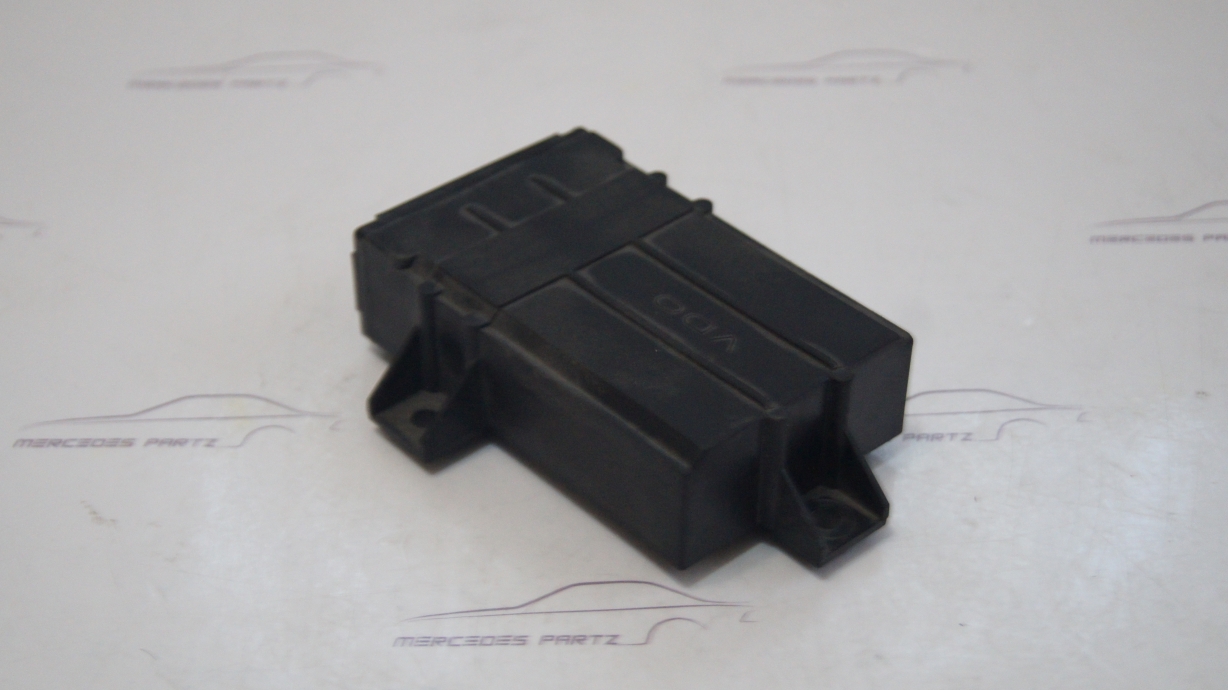 W108 280SE Advance / Retard Mechanism emission control Control Unit HeckFlosse-Fintail W108 280SE Advance / Retard Mechanism emission control Control Unit HeckFlosse-Fintail