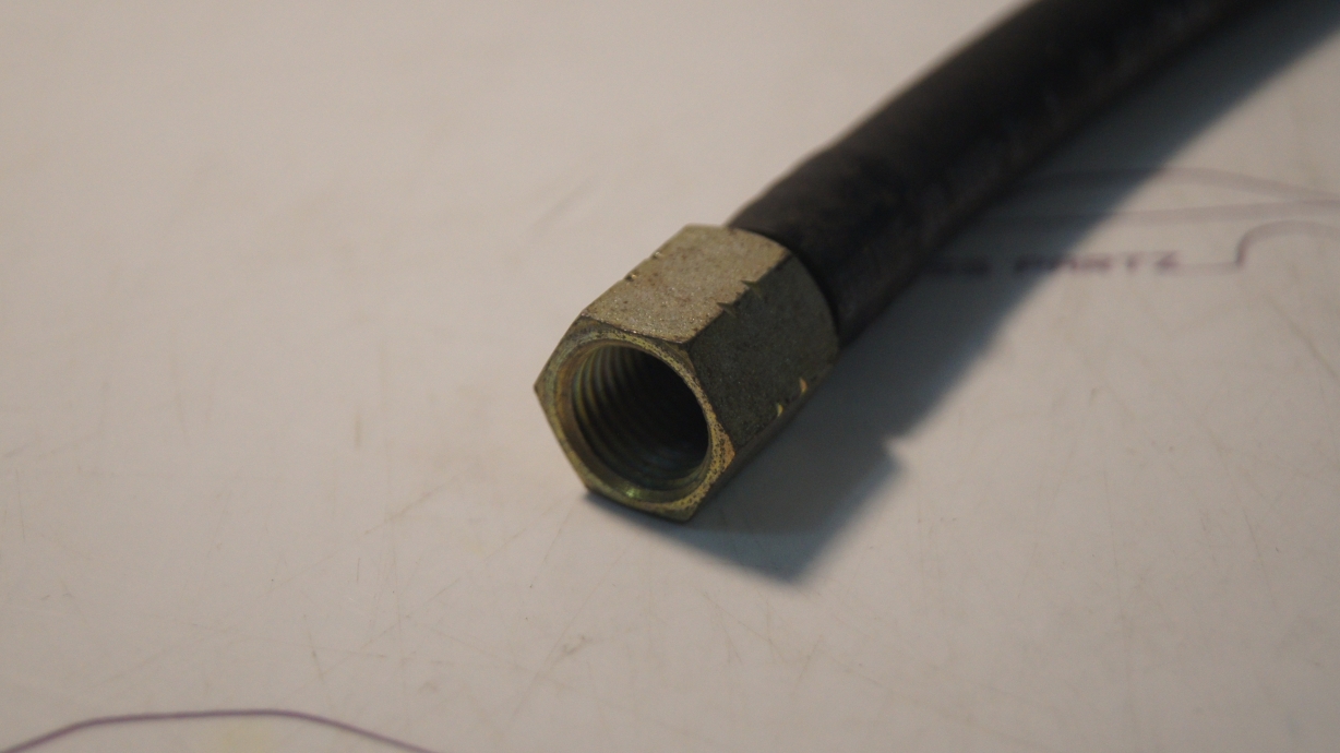 W126 Fuel Hose mercedespartz