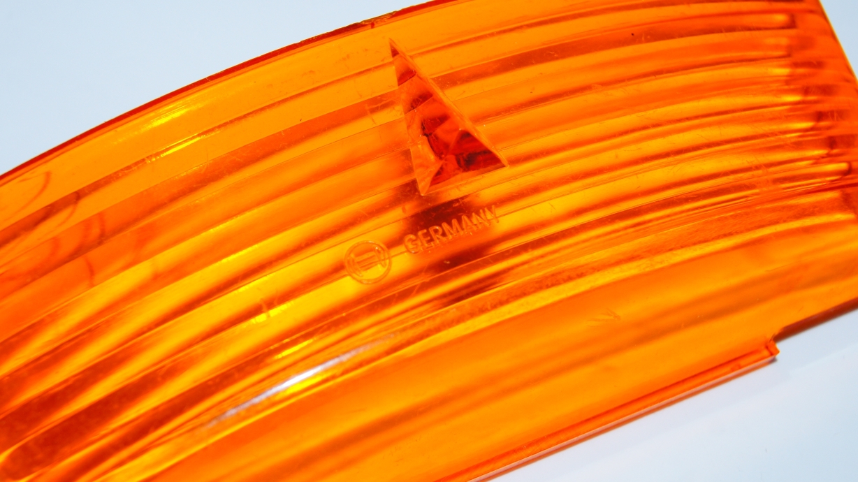 W100 Lens A0008261257 600 W100 Lens A0008261257 600