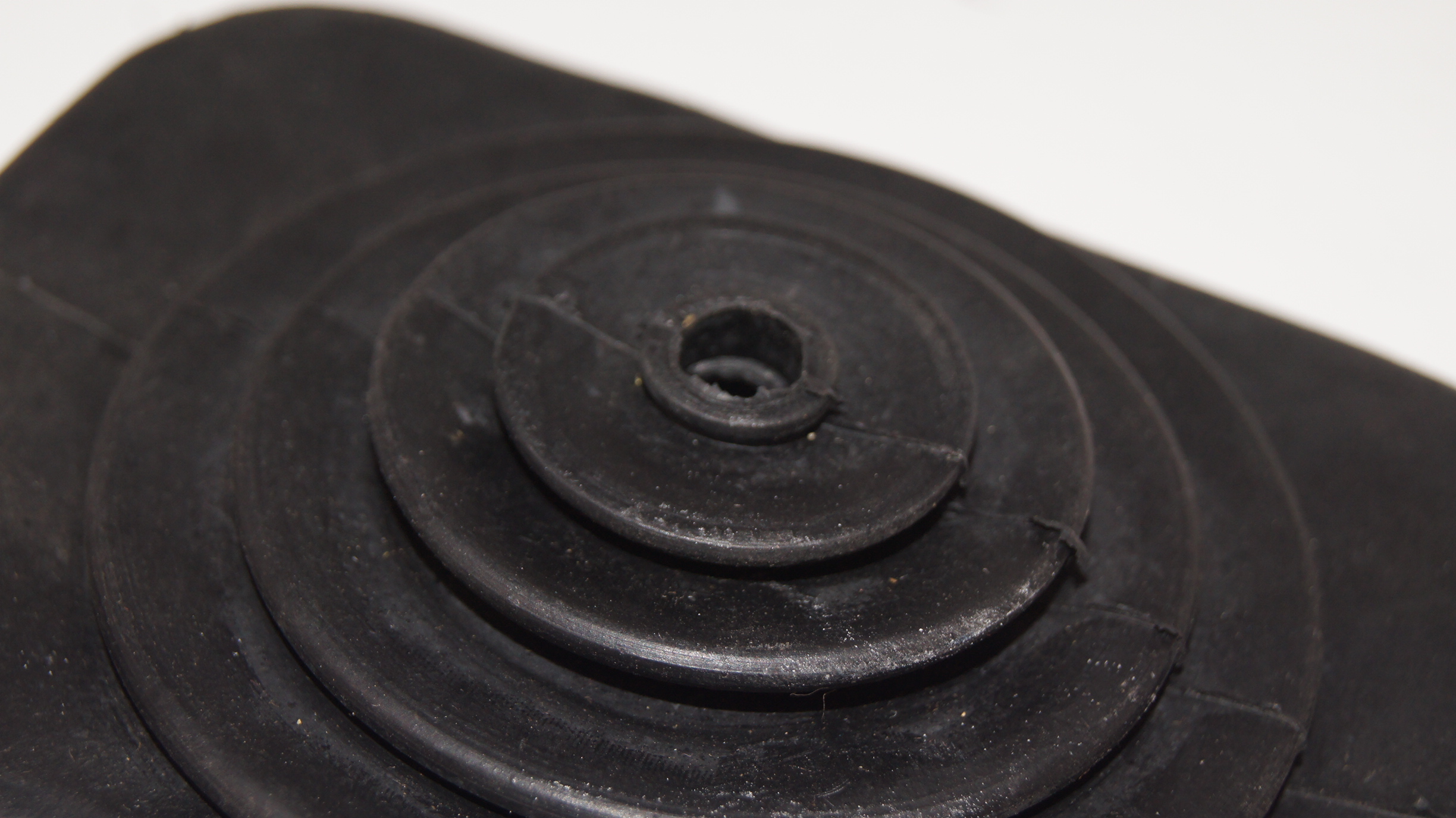 W109 W111 W115 transmission shifter boot Brand W109 W111 W115 transmission shifter boot Brand