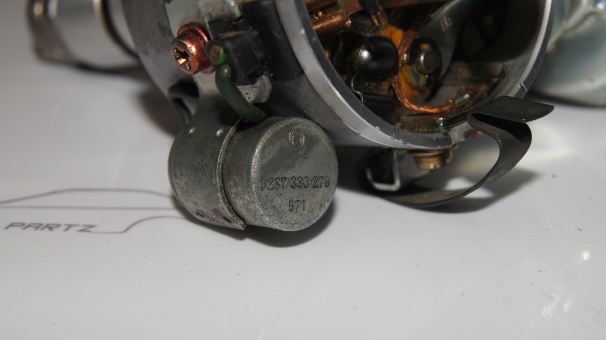 M130 / M114 Ignition Distributor A0021584201 BOSCH 0231187002 Brand M130 / M114 Ignition Distributor A0021584201 BOSCH 0231187002 Brand