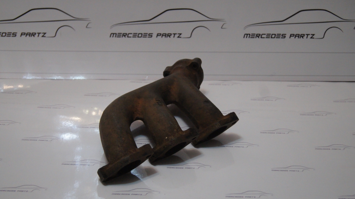 M110 Exhaust Manifold USED Brand M110 Exhaust Manifold USED Brand