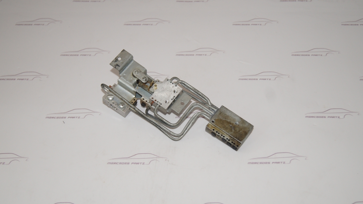 W100 Hydraulic Adjustable Seat Switch 600 W100 Hydraulic Adjustable Seat Switch 600