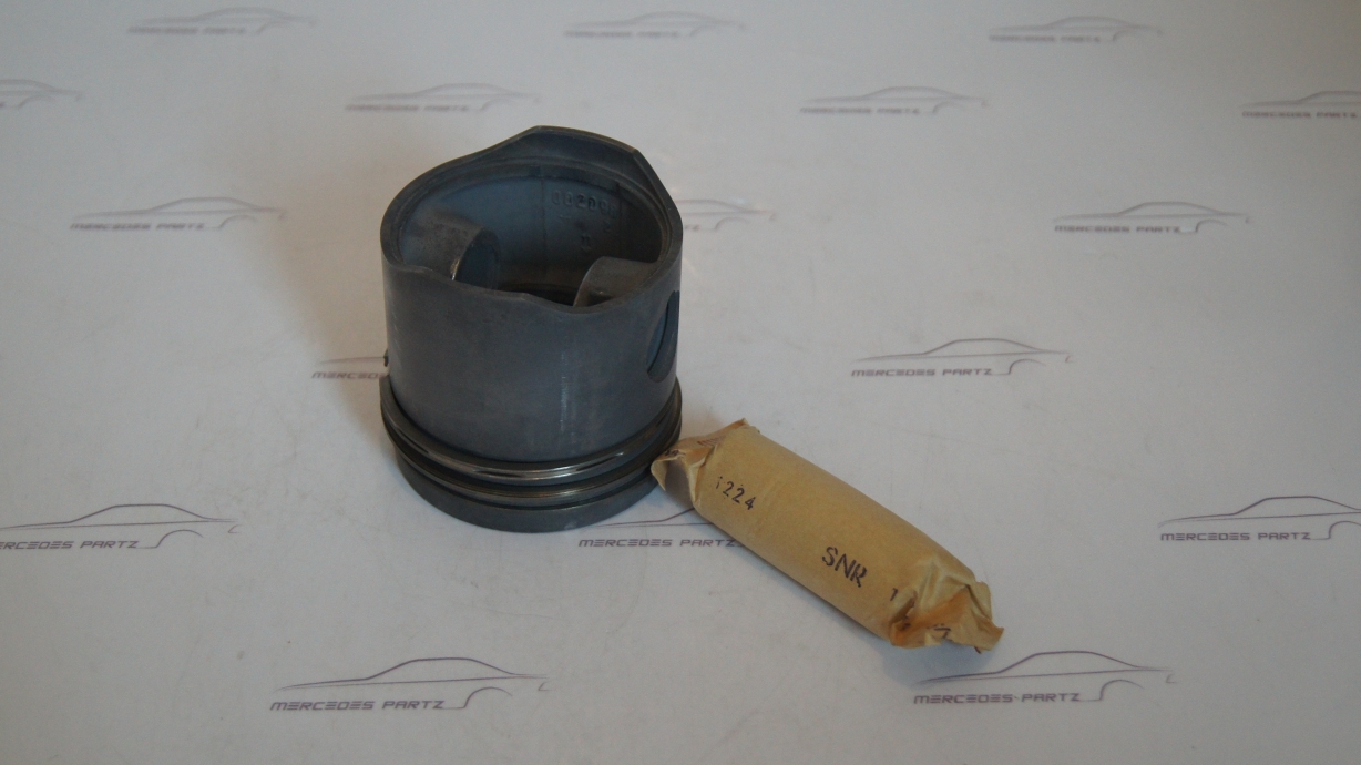 M180/M127 230SL 83.00 mm Piston Set Brand M180/M127 230SL 83.00 mm Piston Set Brand