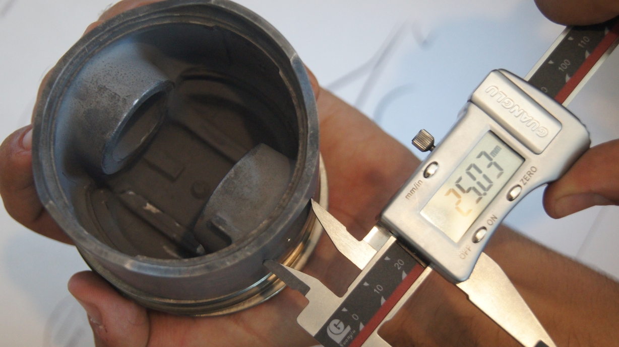 M180/M127 230SL 83.00 mm Piston Set Brand M180/M127 230SL 83.00 mm Piston Set Brand