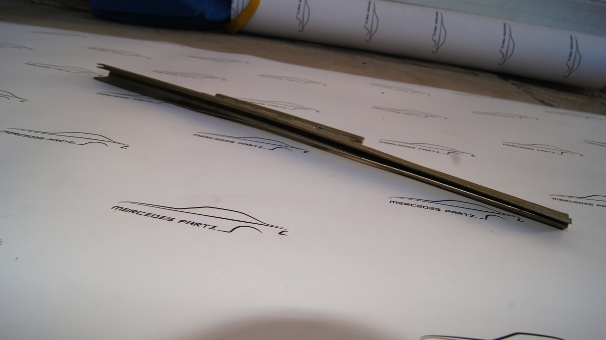 W115 Front Left Door Window Regulator Brand W115 Front Left Door Window Regulator Brand