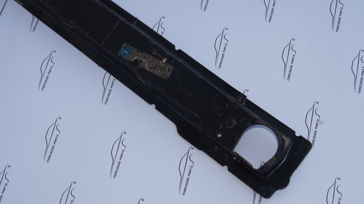 W123 Rear End Cross Member Brand W123 Rear End Cross Member Brand