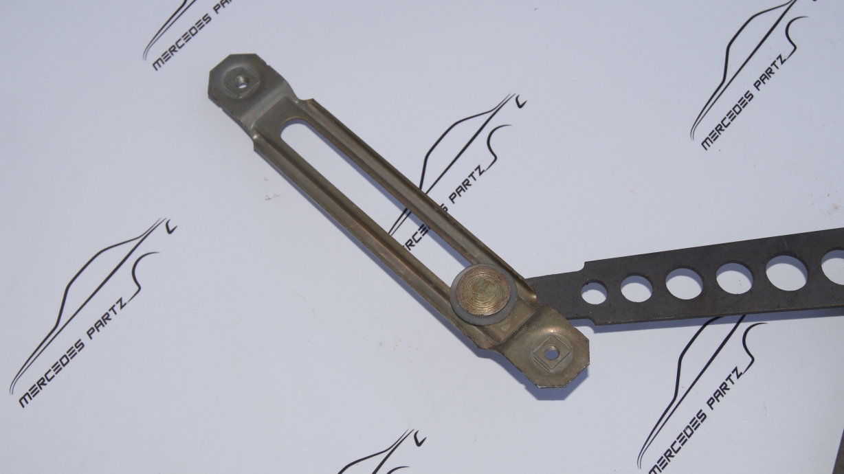 W126 Right Window Regulator Brand W126 Right Window Regulator Brand