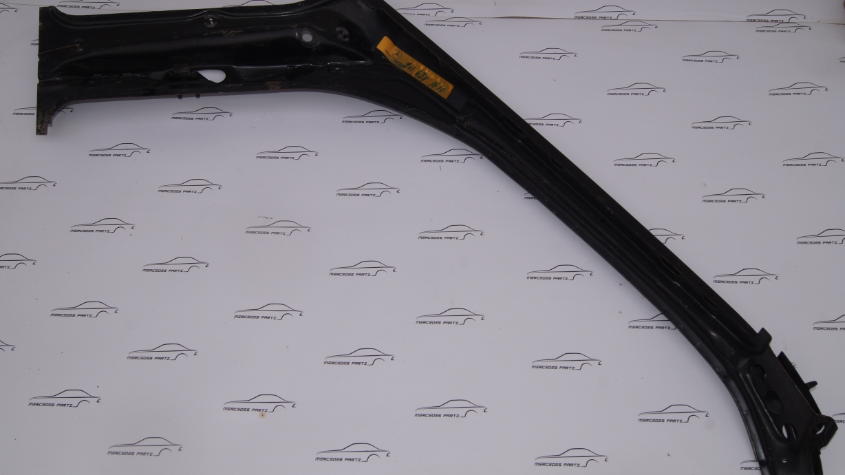 W201 Front Outside Right Pillar Brand W201 Front Outside Right Pillar Brand