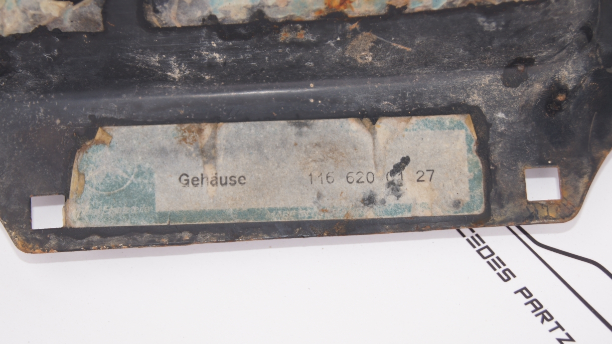 W116 Left Front Lighting Unit Shell Brand W116 Left Front Lighting Unit Shell Brand