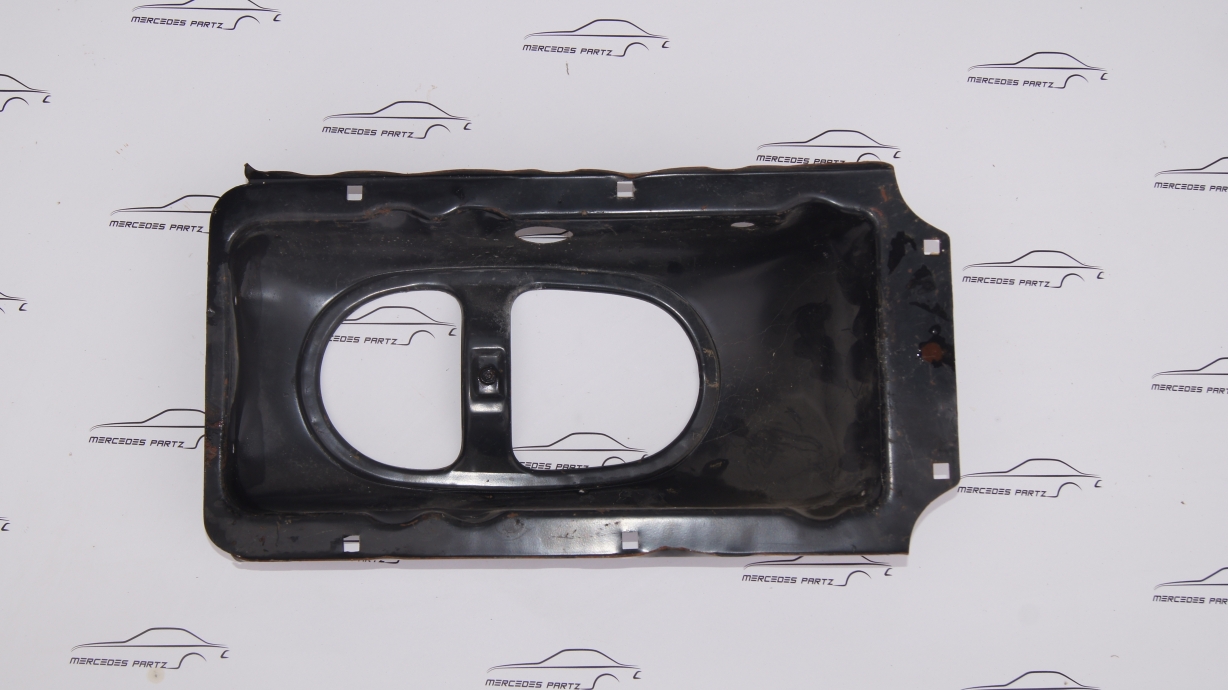W116 Left Front Lighting Unit Shell Brand W116 Left Front Lighting Unit Shell Brand