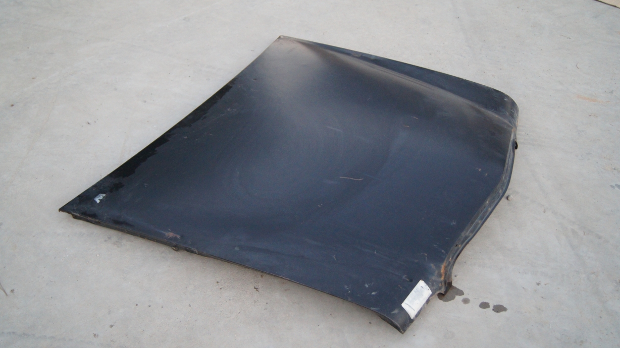 W114 W115 74 to 76 hood Brand W114 W115 74 to 76 hood Brand