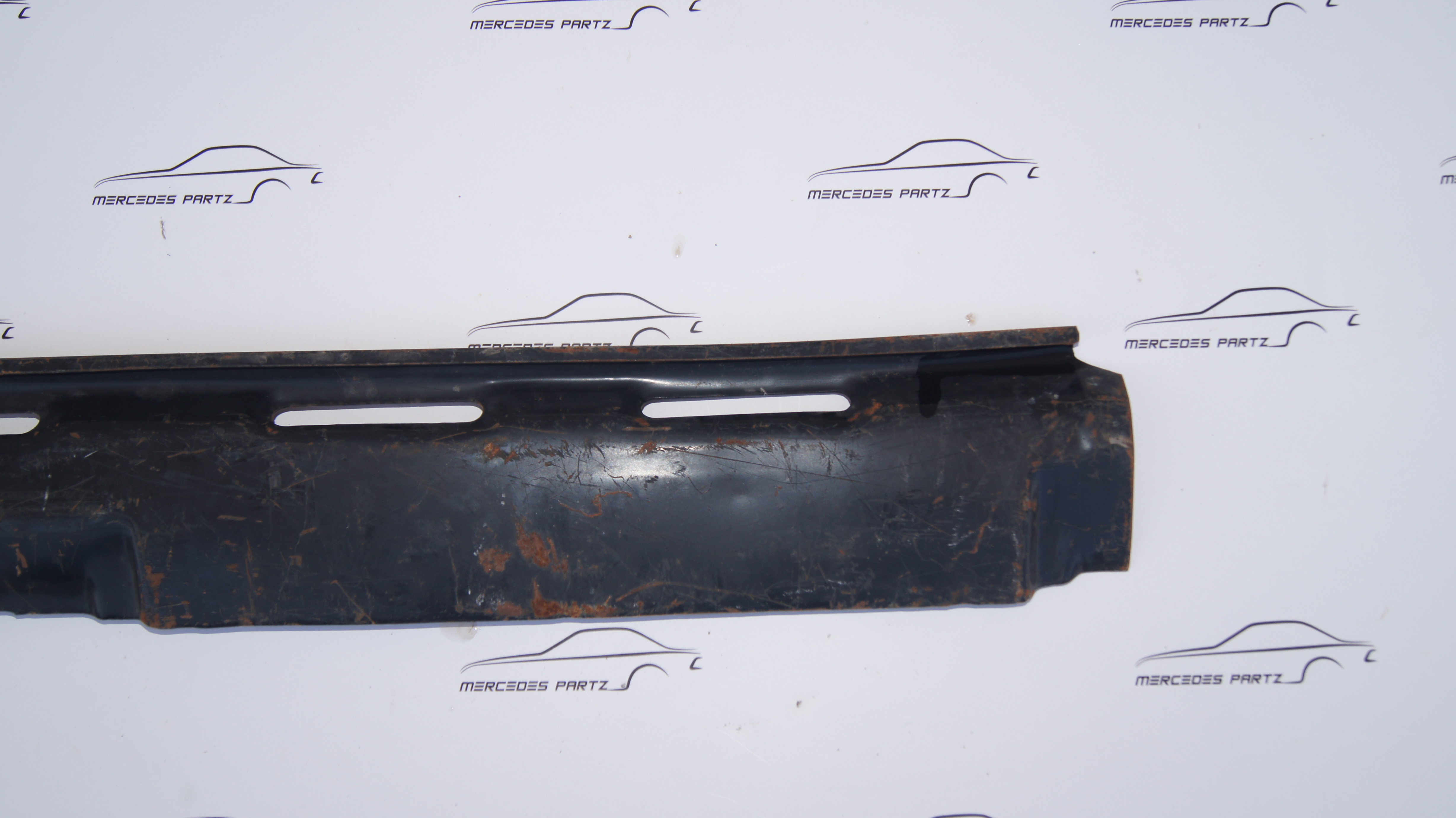 W108 Outside Left Roof Rail Genuine Mercedes Part W108 Outside Left Roof Rail Genuine Mercedes Part