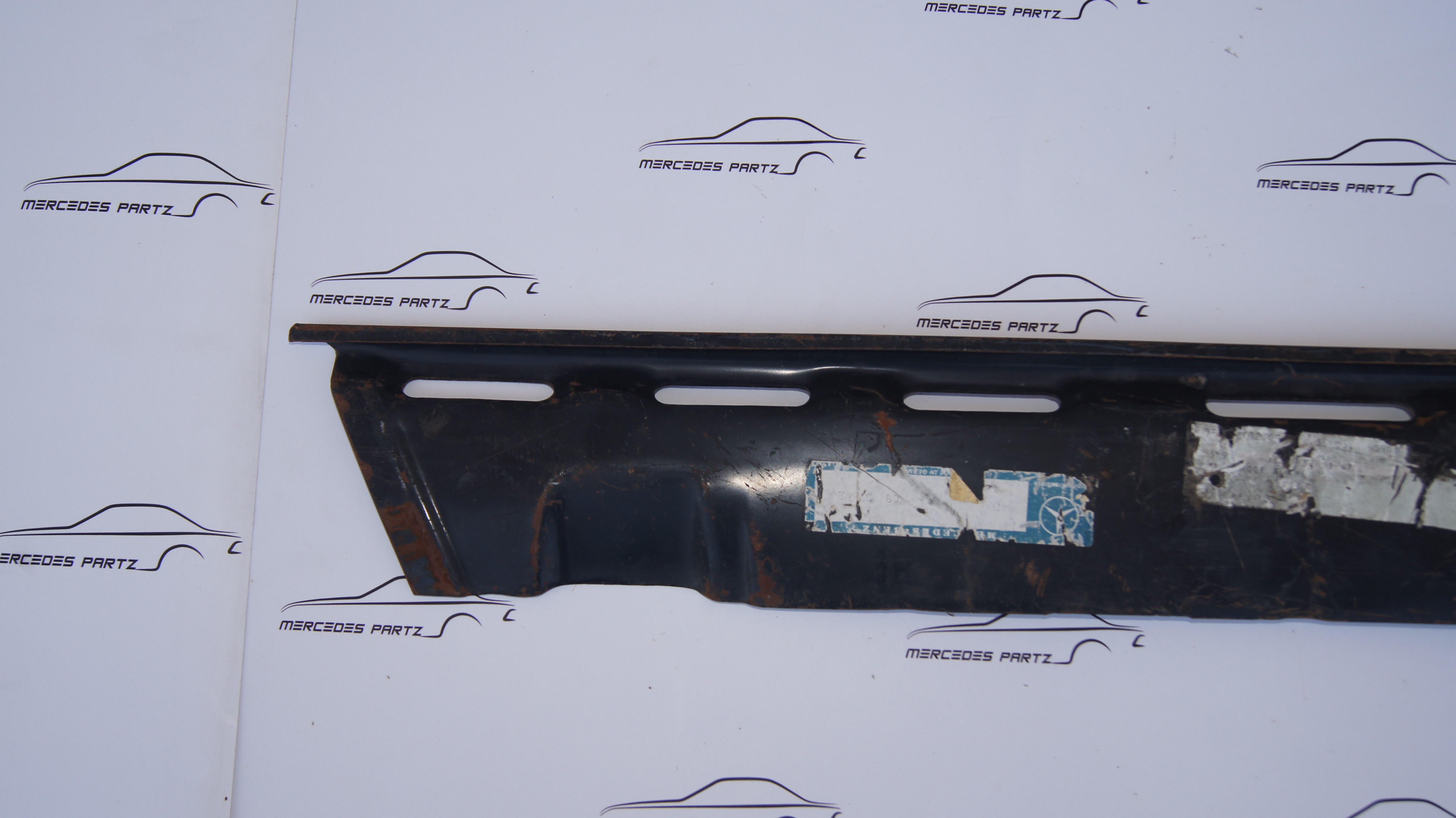 W108 Outside Left Roof Rail Genuine Mercedes Part W108 Outside Left Roof Rail Genuine Mercedes Part