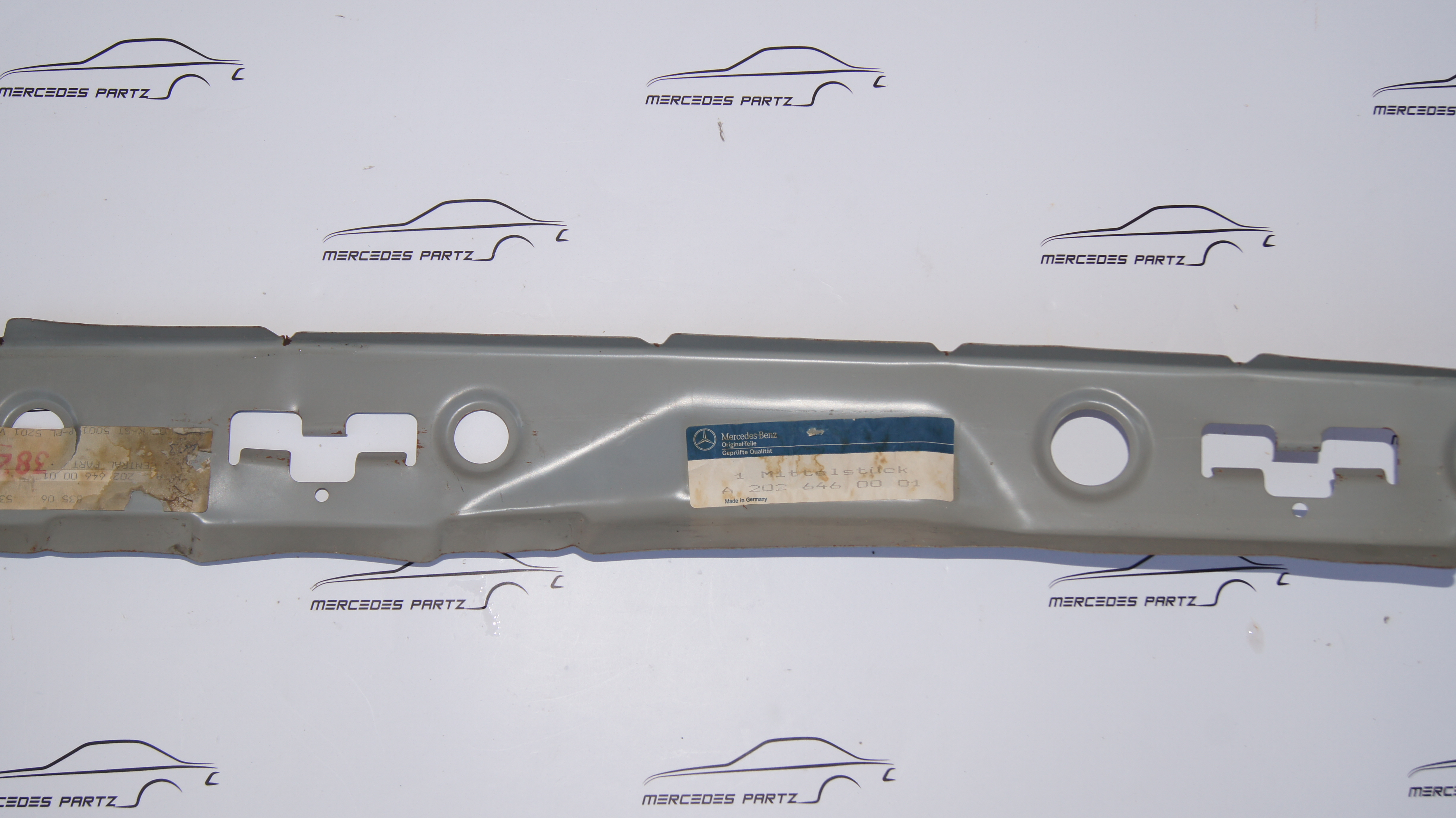 w202 inner shell central top condition w202 inner shell central top condition