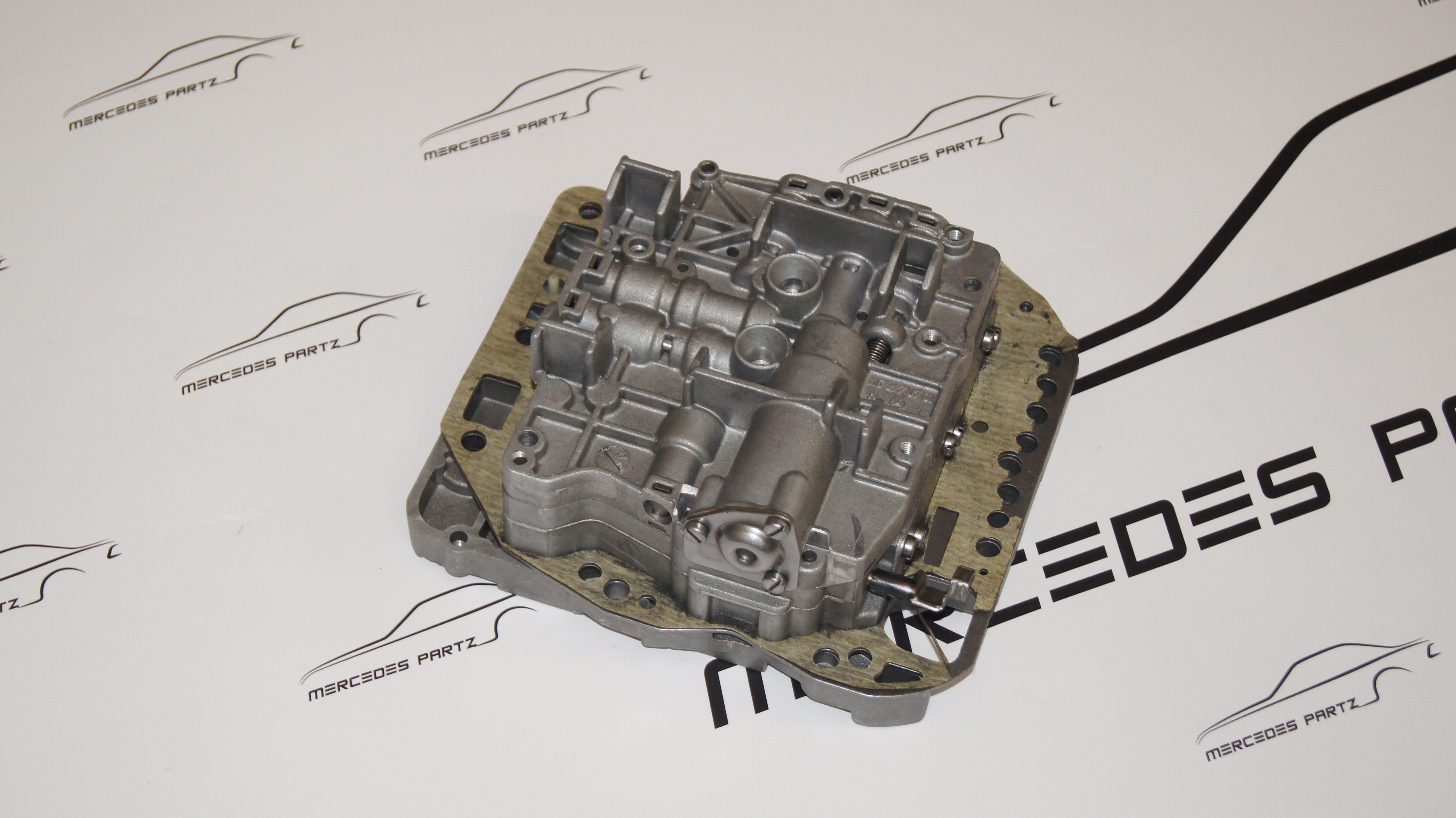 722.103 / 722.112 Transmission Valve Body Assembly Genuine Mercedes Part 722.103 / 722.112 Transmission Valve Body Assembly Genuine Mercedes Part