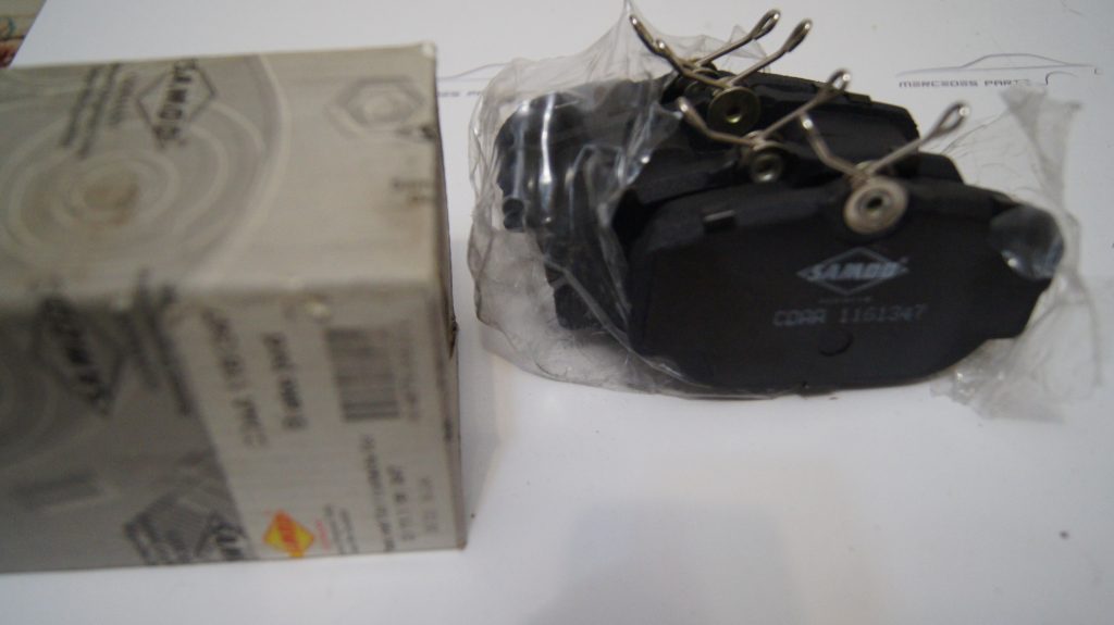 BMW E30 Front Brake Pad mercedespartz