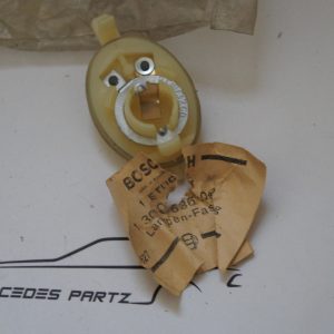 W123 Headlamp Bulb NOS(New Old Stock)