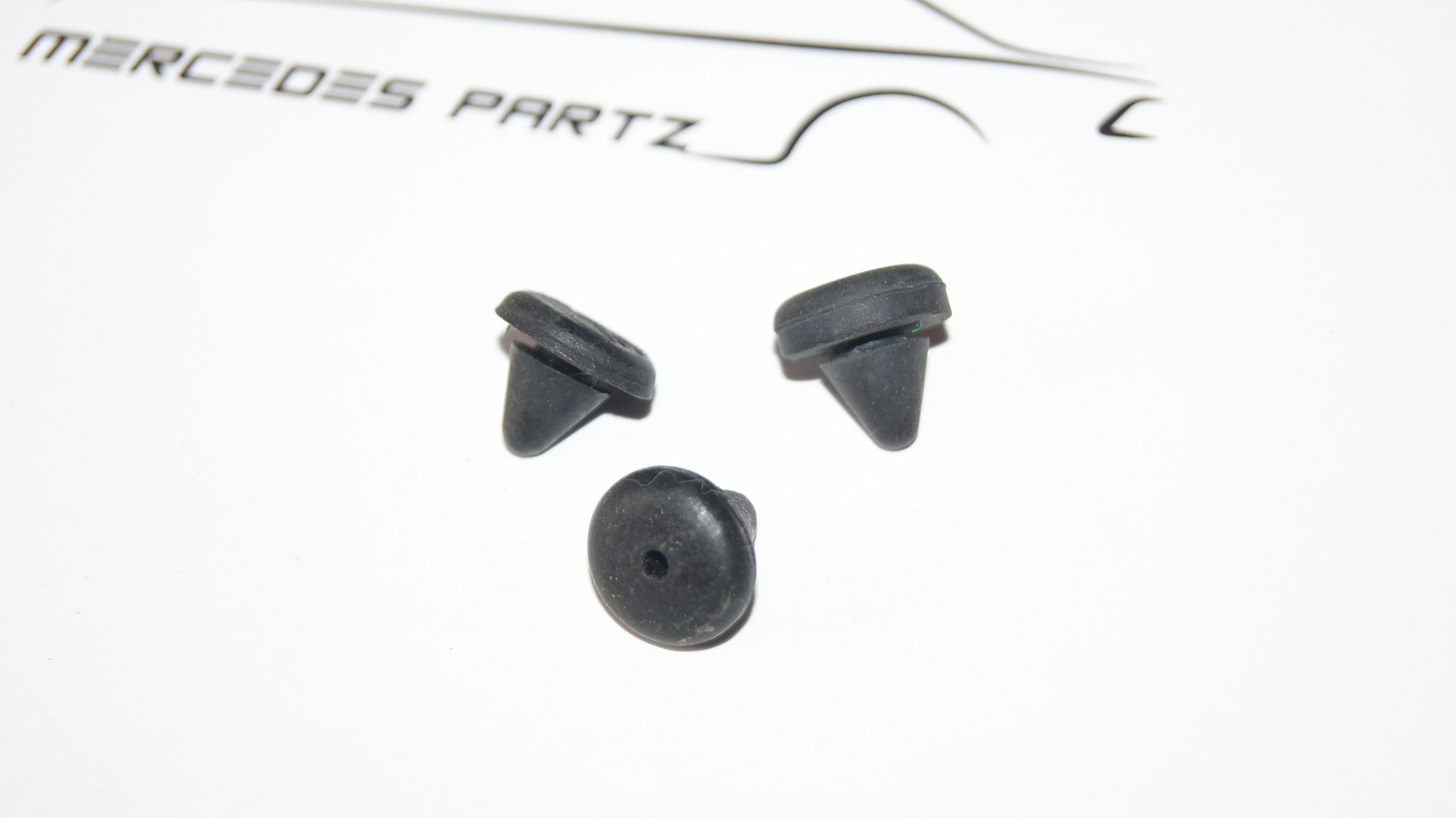 Rubber buffer Genuine Mercedes Part Rubber buffer Genuine Mercedes Part