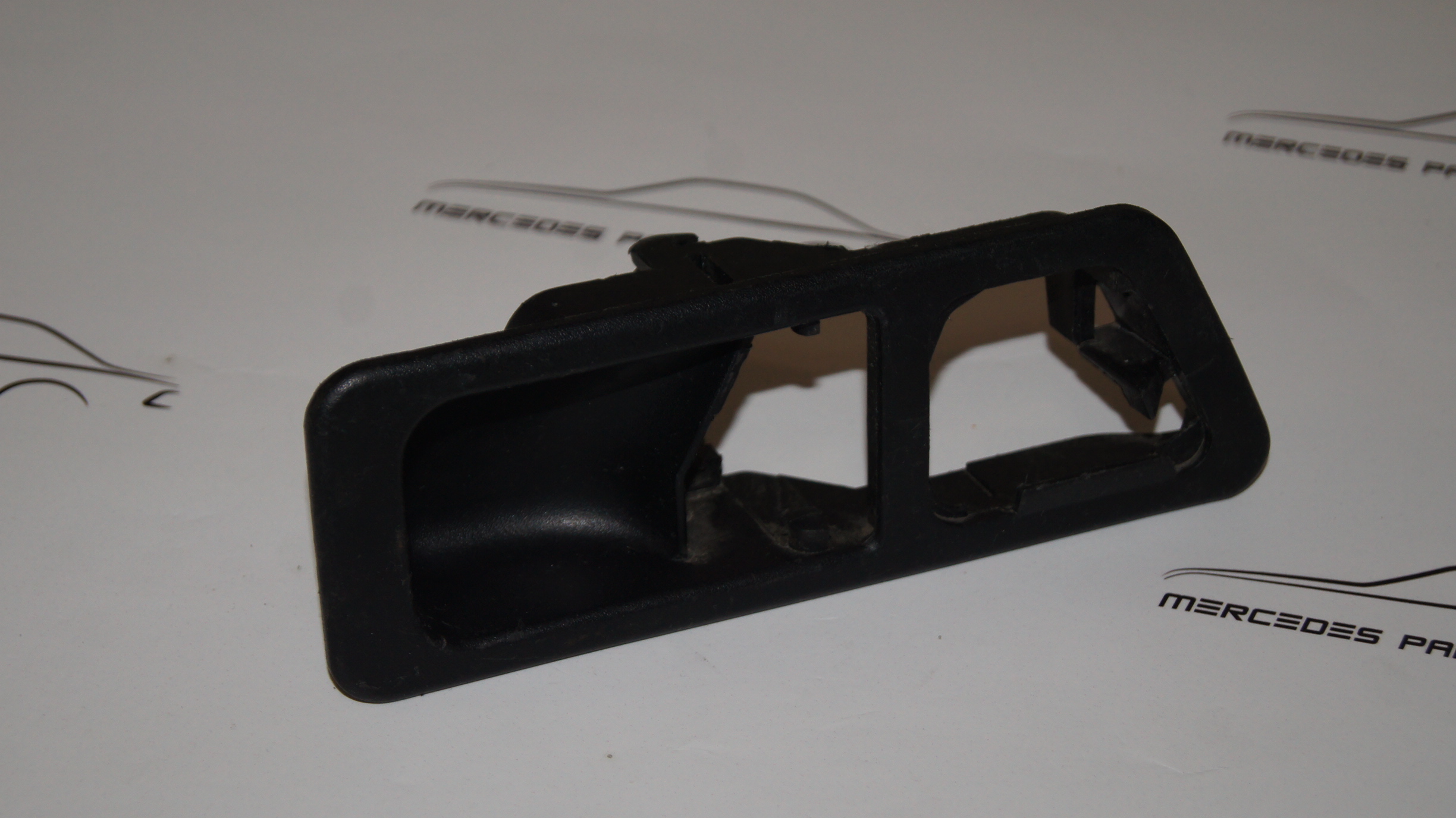 W201 rear right door recess Genuine Mercedes Part W201 rear right door recess Genuine Mercedes Part