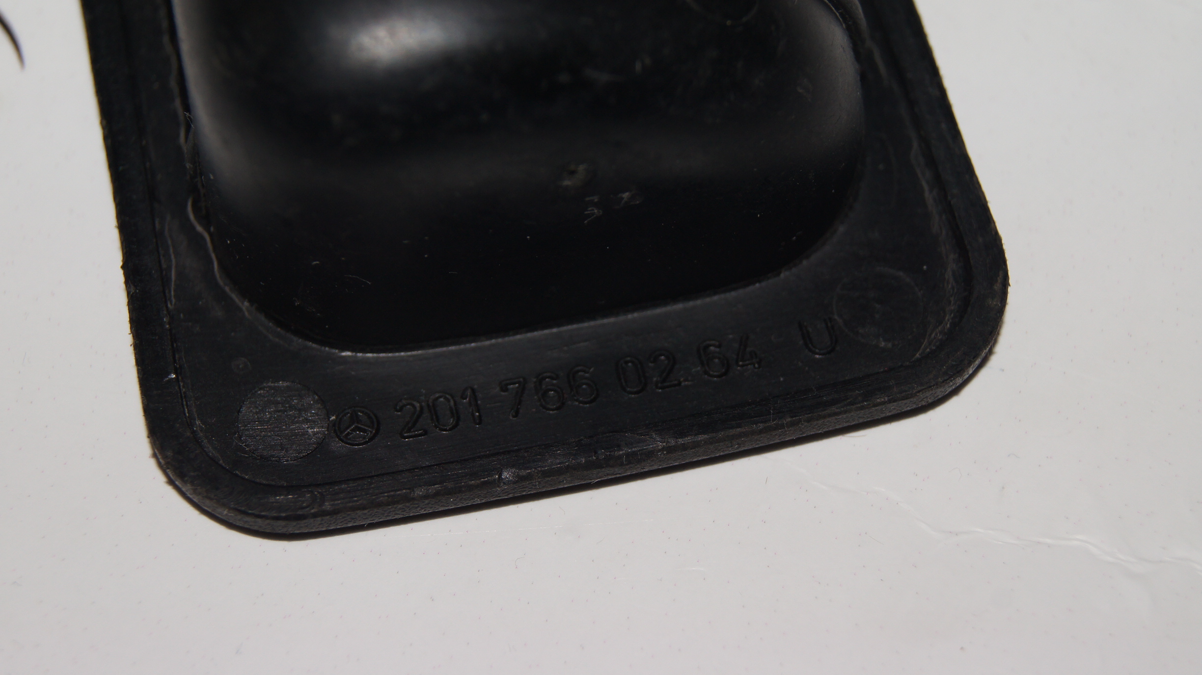 W201 rear right door recess Genuine Mercedes Part W201 rear right door recess Genuine Mercedes Part