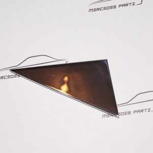 W114 W115 Door blink cover Genuine Mercedes Part W114 W115 Door blink cover Genuine Mercedes Part