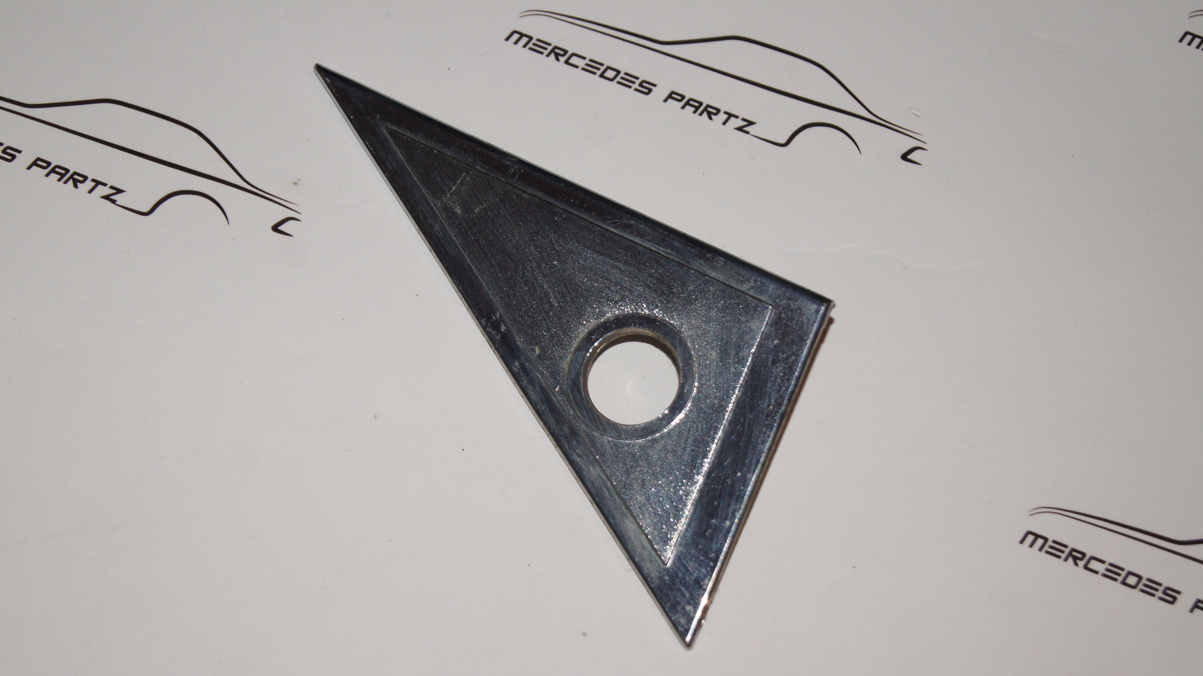 W114 / W115 inside right door plate Genuine Mercedes Part W114 / W115 inside right door plate Genuine Mercedes Part