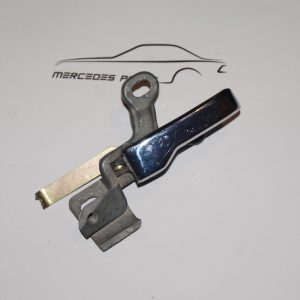 W108 W109 W114 W115 W116 Interior rear right handle assembly Genuine Mercedes Part W108 W109 W114 W115 W116 Interior rear right handle assembly Genuine Mercedes Part