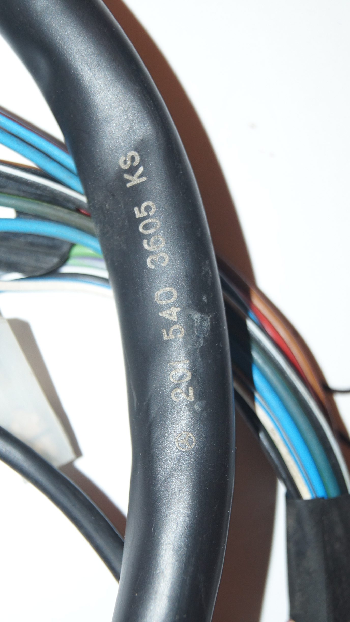 W201 instrument cluster wiring cable harness Genuine Mercedes Part W201 instrument cluster wiring cable harness Genuine Mercedes Part