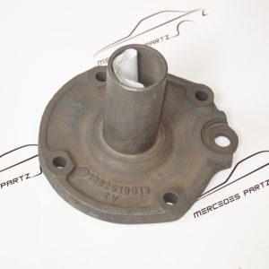 W108 W109 W111 W113 Transmission front case cover Genuine Mercedes Part W108 W109 W111 W113 Transmission front case cover Genuine Mercedes Part