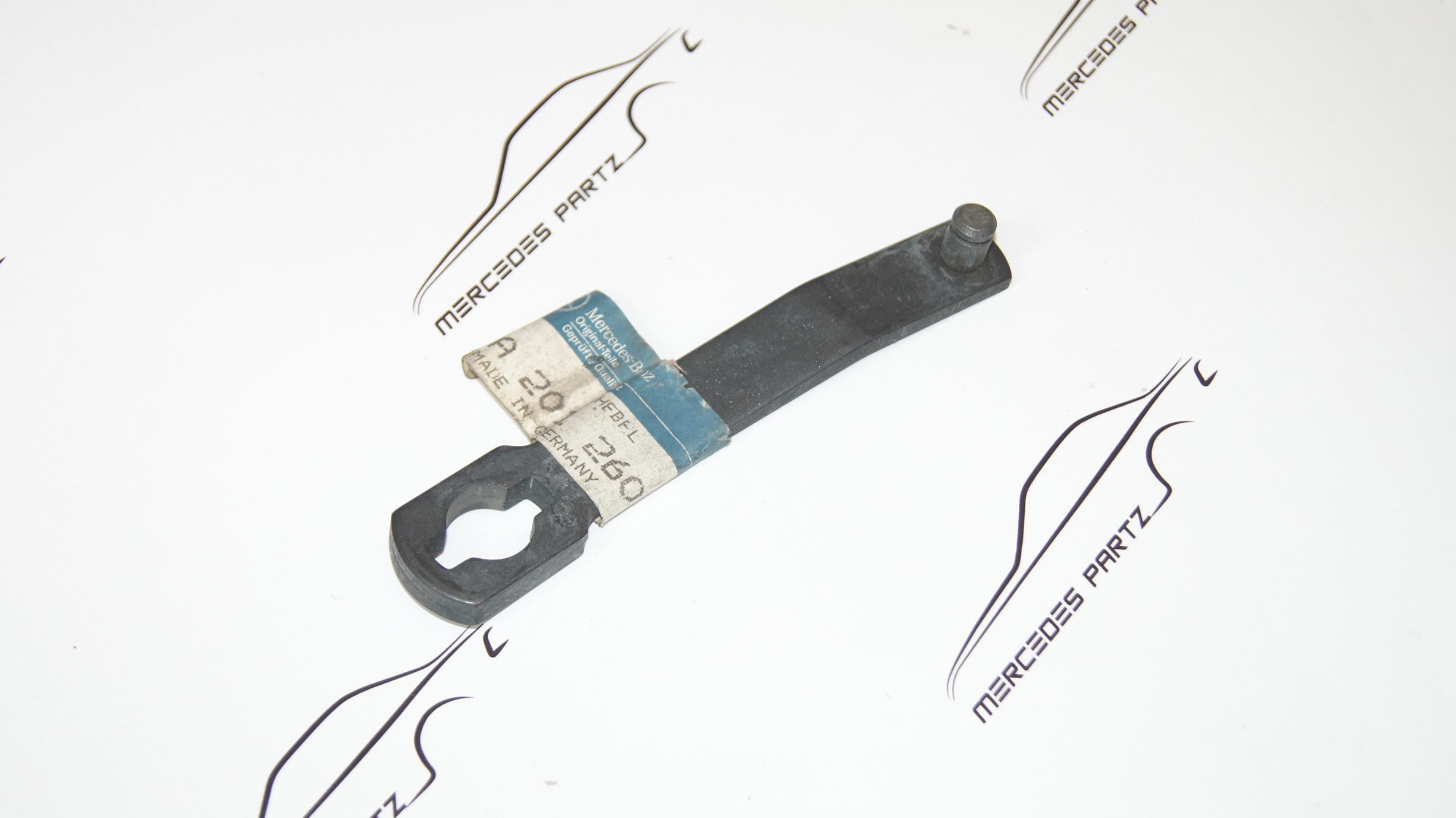 W201 W124 reverse speed lever Genuine Mercedes Part W201 W124 reverse speed lever Genuine Mercedes Part