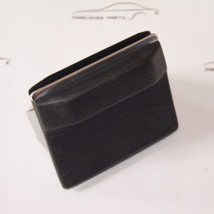 مطفأة سجائر W115 W115 W114 C114 منفضة سجائر سوداء A1158100330 قطعة مرسيدس أصلية