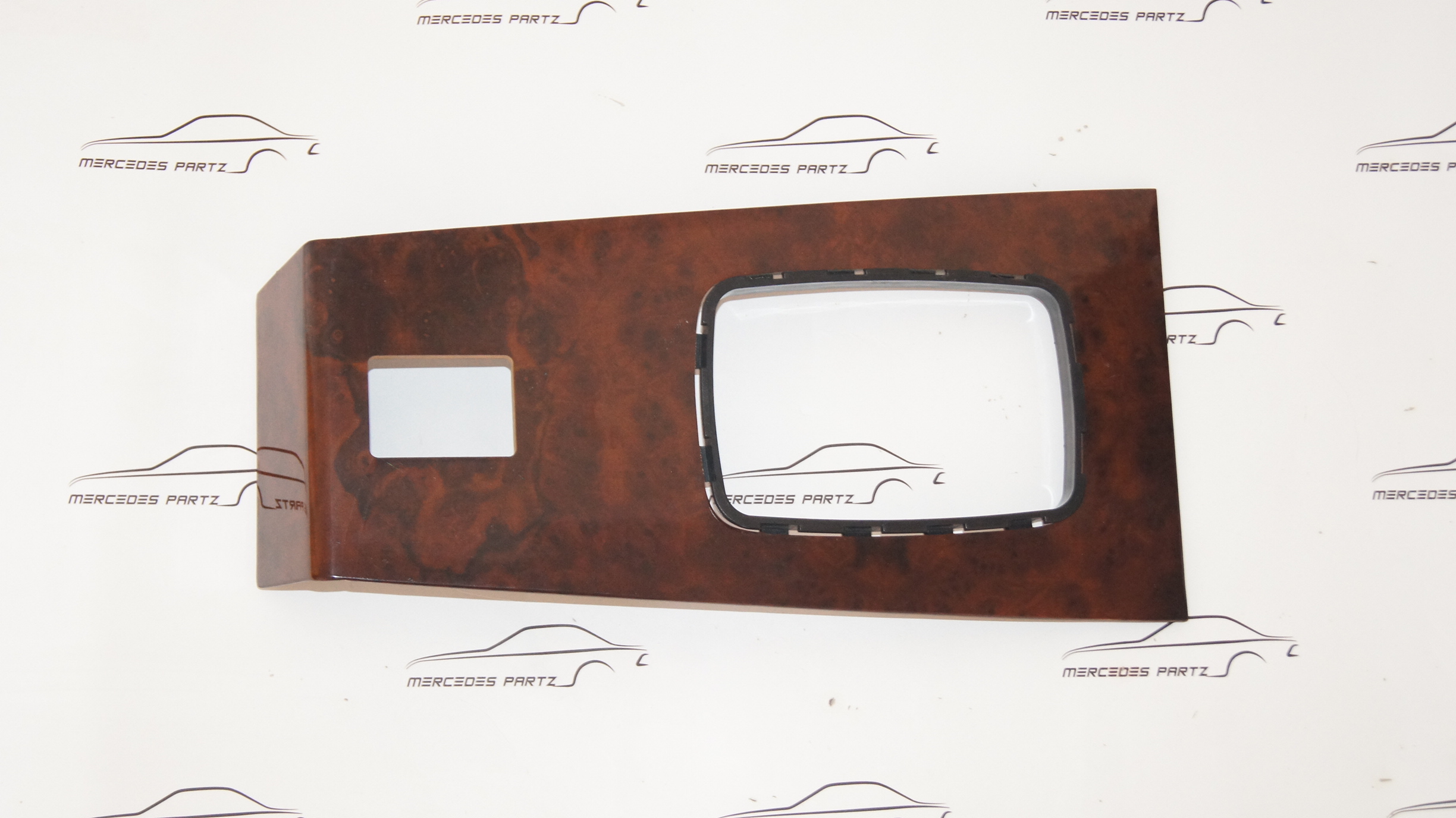 W123 center console manual burl wood , early version Genuine Mercedes Part W123 center console manual burl wood , early version Genuine Mercedes Part