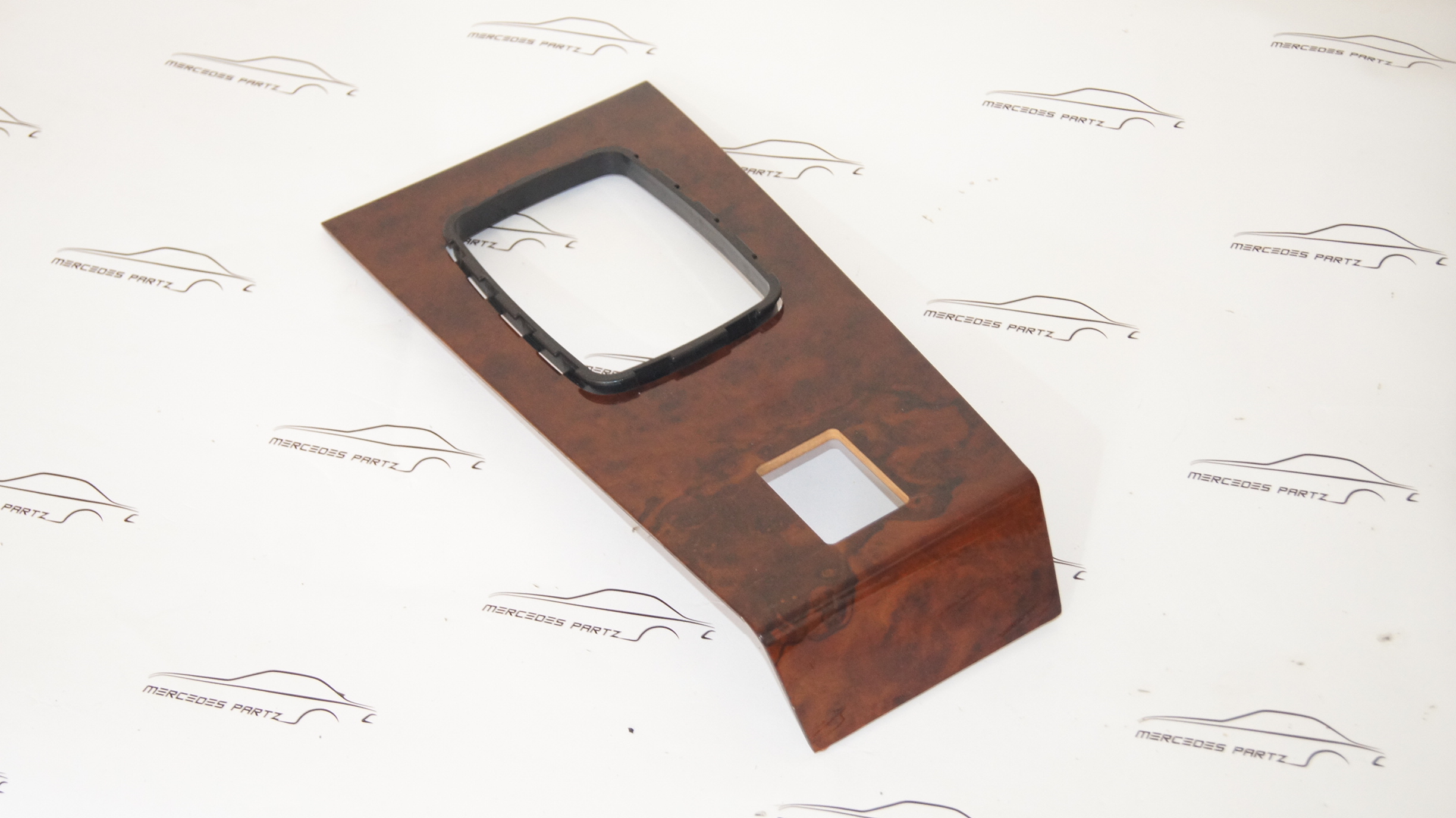 W123 center console manual burl wood , early version Genuine Mercedes Part W123 center console manual burl wood , early version Genuine Mercedes Part