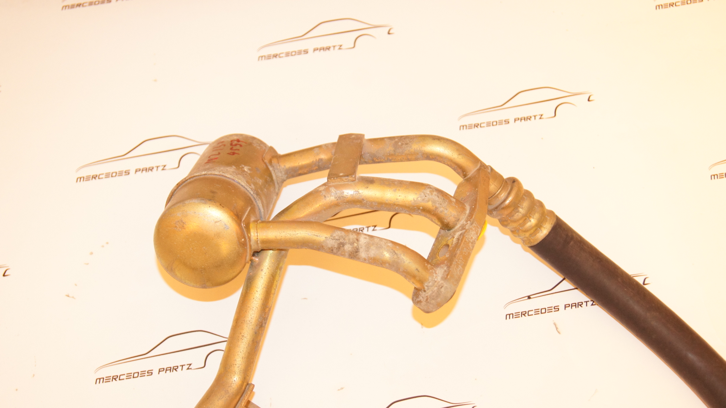 M102 suction pipe refrigerant line with damper cage Genuine Mercedes Part M102 suction pipe refrigerant line with damper cage Genuine Mercedes Part