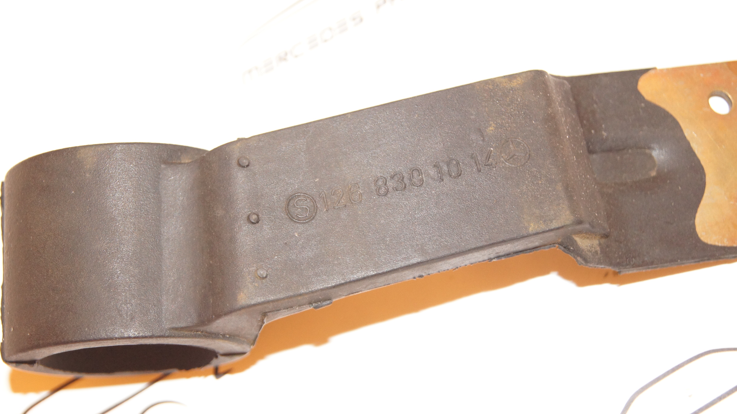 A1268301014 , 1268301014 , A1268301814 , 1268301814 , W126 heating water pump bracket