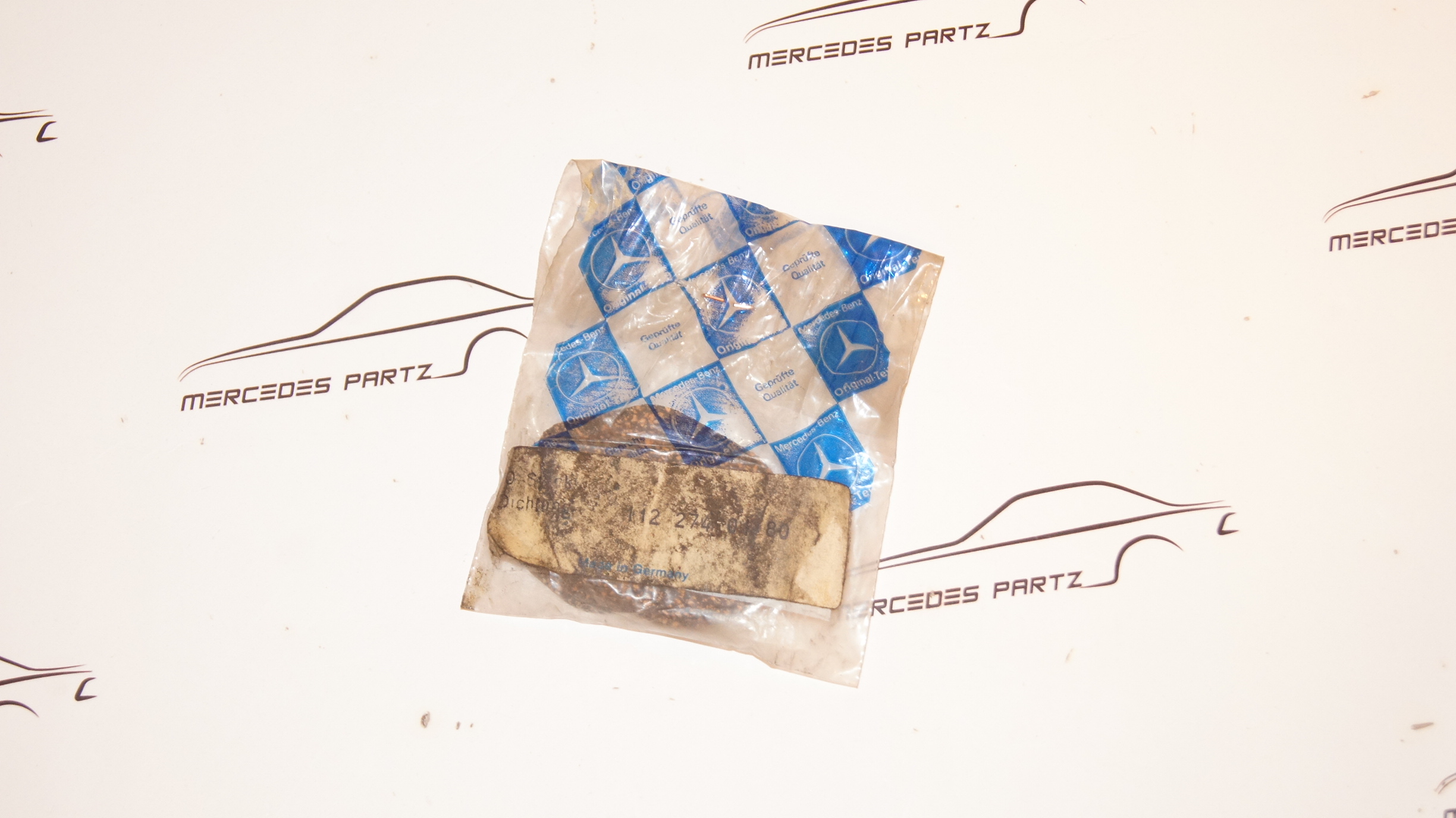 W100 W108 W109 W110 W111 W112 W113 Automatic transmission gasket Genuine Mercedes Part W100 W108 W109 W110 W111 W112 W113 Automatic transmission gasket Genuine Mercedes Part