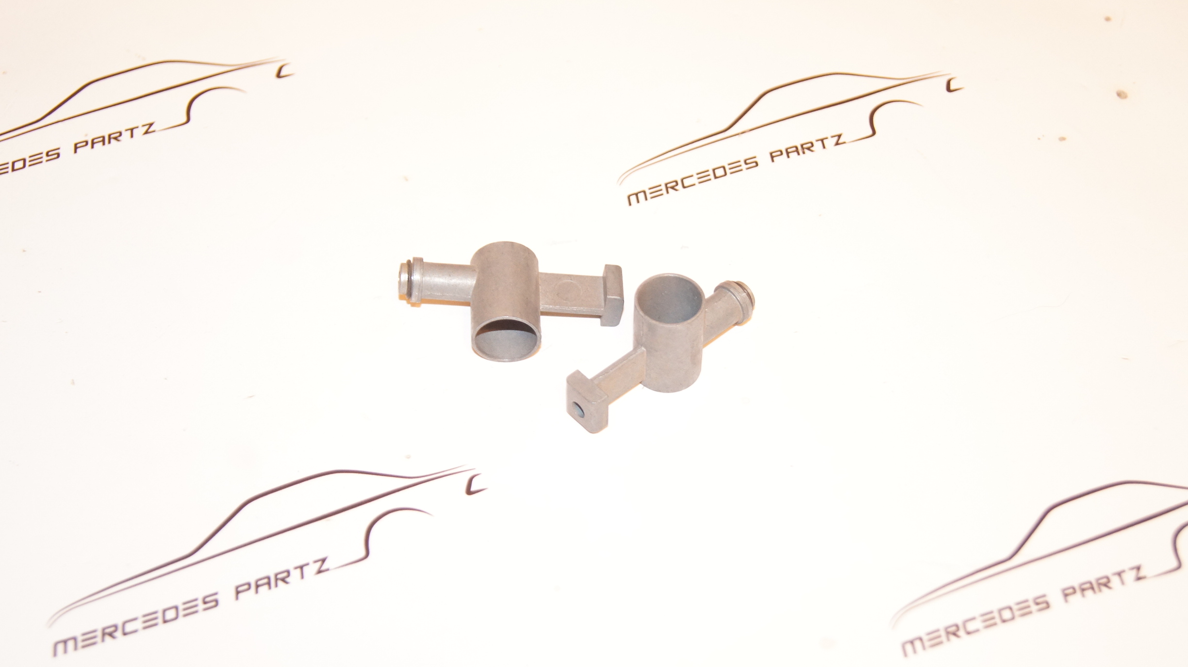 M108 M114 M130 carburetor mixing tube Genuine Mercedes Part M108 M114 M130 carburetor mixing tube Genuine Mercedes Part
