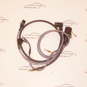 M116 3.5 350 M117 4.5 450 Cylinder NO.1 Electric cable A1171500033 Genuine Mercedes Part