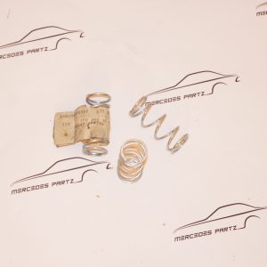 M110 M102 Engine lubrication spring Genuine Mercedes Part
